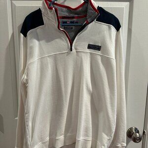 Vineyard vines women’s white shep shirt. White with Navy & Red accents. NWOT